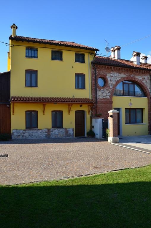 Agriturismo Alla Corte Villa Costabissara Exterior photo